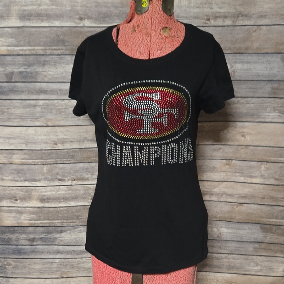 Nfl Apparel Tops - Women's Black Graphic Tee